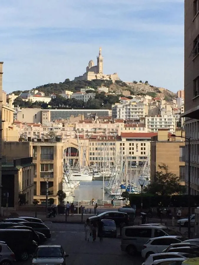 Typique T2 Terrasse Situe Quartier Panier Vieux Port Apartment Marseille